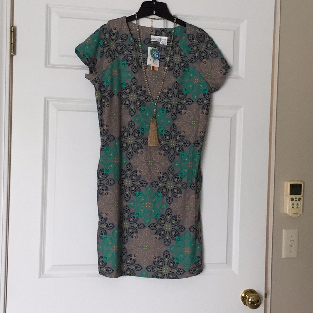All for Color upf 50 dress. Size large.